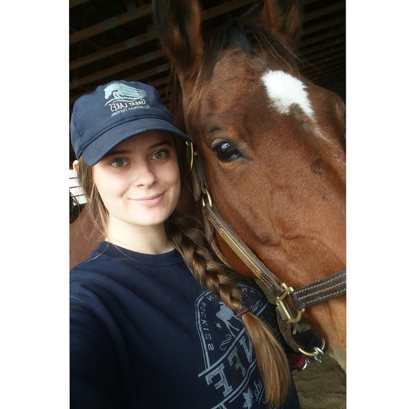 Meet your Posher, Taylor - Picture 1 of 1